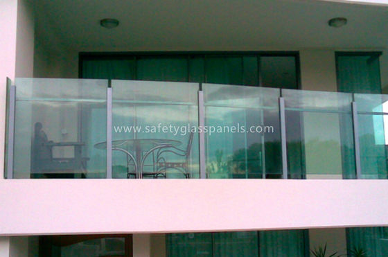 Custom Colored Balustrade Glass Balcony Railing 6mm 8mm 10mm 12mm