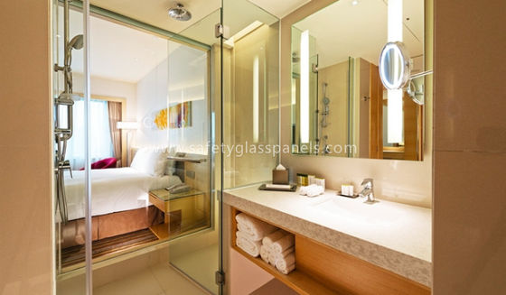 Custom Oval Silver Backed Mirror For Door / Wardrobe , Copper And Lead Free Mirror